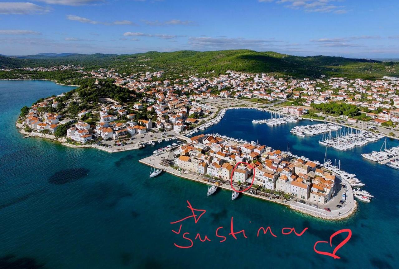 Sustina Lägenhet Tribalj Exteriör bild
